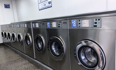 Laverie Automatique Aubervilliers 93 - rue du Landy - Machines à laver grande capacité 6 à 18 kg pour rideaux tapis draps couettes linge
